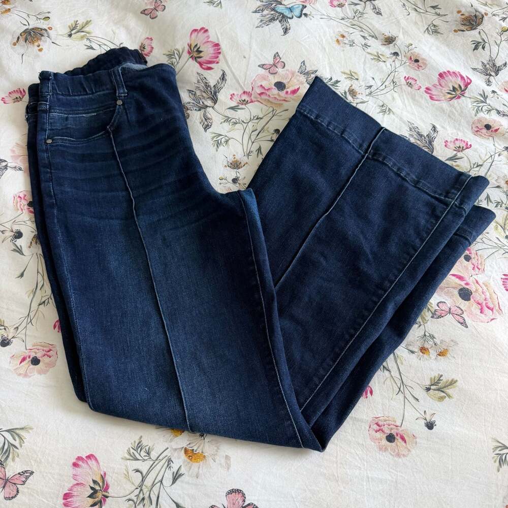Liverpool Los Angeles The Gia Glider Flare Jeans